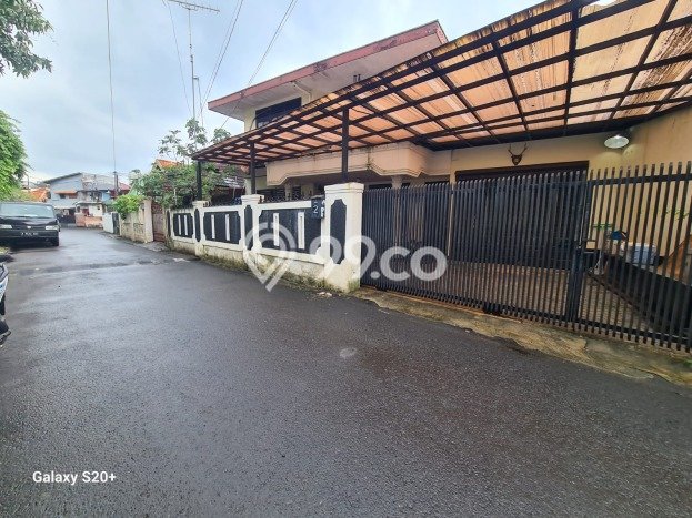 Rumah Elit Modern Siap Huni di Cawang Jakarta Timur Rumah Elit Modern Siap Huni di Cawang Jakarta Timur
