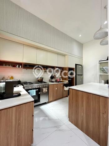 Hunian Mewah Dijual LT 227m2 di Tebet, Jakarta Selatan Hunian Mewah Dijual LT 227m2 di Tebet, Jakarta Selatan