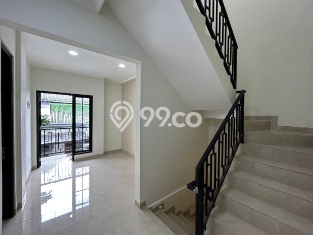 Hot Offer Hunian Mewah Ideal dan Luas di Tebet, Jakarta Selatan Hot Offer Hunian Mewah Ideal dan Luas di Tebet, Jakarta Selatan