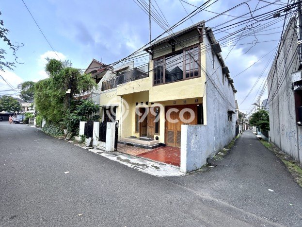 Rumah Mewah Dijual LT 172m2 di Tebet, Jakarta Selatan Rumah Mewah Dijual LT 172m2 di Tebet, Jakarta Selatan