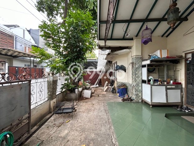 Dijual Rumah Premium dengan Fasilitas Sekitar Lengkap di Tebet, Jakarta Selatan Dijual Rumah Premium dengan Fasilitas Sekitar Lengkap di Tebet, Jakarta Selatan