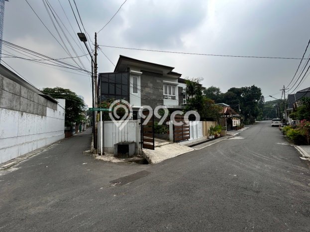 Dijual Hunian Mewah dengan Fasilitas Sekitar Lengkap di Tebet, Jakarta Selatan Dijual Hunian Mewah dengan Fasilitas Sekitar Lengkap di Tebet, Jakarta Selatan