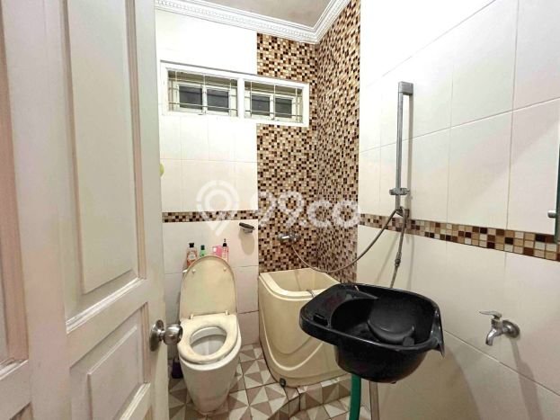 Dijual Rumah Mewah Megah Dengan View Eksklusif di Condet, Jakarta Timur Dijual Rumah Mewah Megah Dengan View Eksklusif di Condet, Jakarta Timur