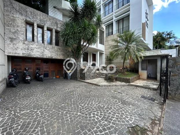 For Sale! Premium House LT 491m2 Desain Elegan di Bendungan Hilir For Sale! Premium House LT 491m2 Desain Elegan di Bendungan Hilir
