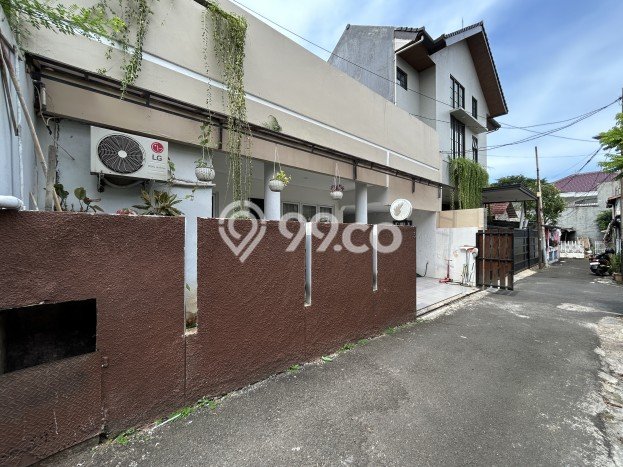 Hunian Mewah Dijual LT 177m2 di Tebet, Jakarta Selatan Hunian Mewah Dijual LT 177m2 di Tebet, Jakarta Selatan