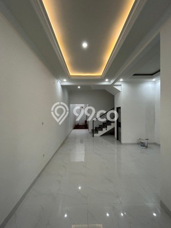 Rumah Luxury Modern Tanpa Renovasi di Cawang Jakarta Timur Rumah Luxury Modern Tanpa Renovasi di Cawang Jakarta Timur