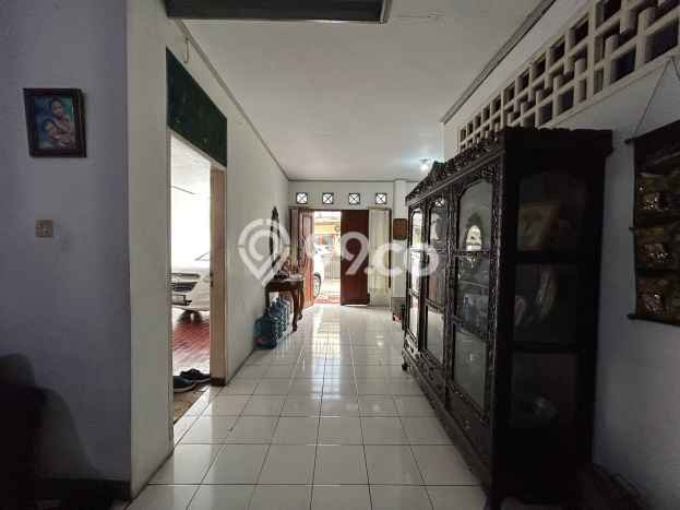 Siap Huni Rumah Mewah 6 Kamar di Tebet Dekat ke Mana Saja Siap Huni Rumah Mewah 6 Kamar di Tebet Dekat ke Mana Saja