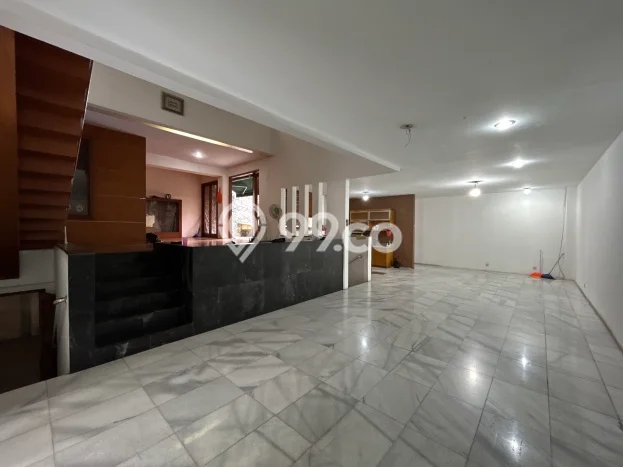 For Sale! Premium House LT 491m2 Desain Elegan di Bendungan Hilir For Sale! Premium House LT 491m2 Desain Elegan di Bendungan Hilir
