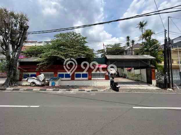 TANAH PROSPEKTIF! Tanah di Tebet, Luas 423m², Tepi Jalan Raya TANAH PROSPEKTIF! Tanah di Tebet, Luas 423m², Tepi Jalan Raya