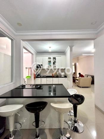 Hunian Eksklusif Dijual LT 154m2 di Tebet, Jakarta Selatan Hunian Eksklusif Dijual LT 154m2 di Tebet, Jakarta Selatan