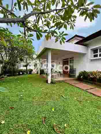 Rumah Luxury Dijual di Jakarta Selatan Fasilitas Lengkap Rumah Luxury Dijual di Jakarta Selatan Fasilitas Lengkap