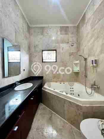 Rumah Mewah Dijual LT 470m2 di Tebet, Jakarta Selatan Rumah Mewah Dijual LT 470m2 di Tebet, Jakarta Selatan