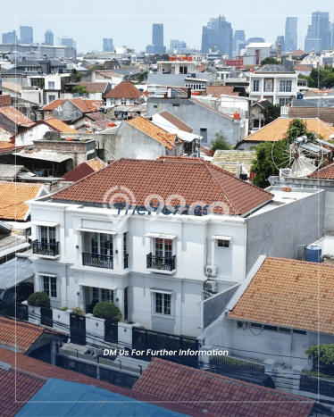 Hunian Mewah Siap Huni LT 268m2 di Tebet, Jakarta Selatan Hunian Mewah Siap Huni LT 268m2 di Tebet, Jakarta Selatan