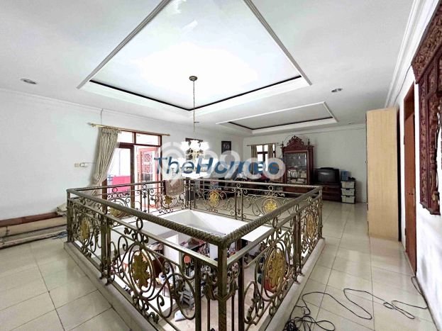 Siap Huni Rumah Mewah 6 Kamar di Tebet Dekat ke Mana Saja Siap Huni Rumah Mewah 6 Kamar di Tebet Dekat ke Mana Saja