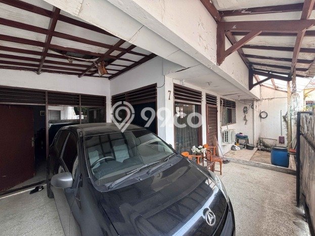 Rumah Strategis Modern Lb 160m2 di Tebet, Jakarta Selatan Rumah Strategis Modern Lb 160m2 di Tebet, Jakarta Selatan