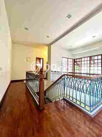 Rumah Luxury Modern Tanpa Renovasi di Tanjung Barat Jakarta Selatan Rumah Luxury Modern Tanpa Renovasi di Tanjung Barat Jakarta Selatan