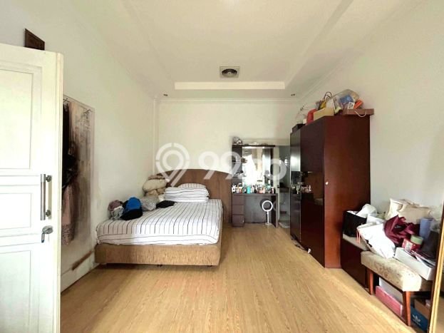 Dijual Rumah Mewah Megah Dengan View Eksklusif di Condet, Jakarta Timur Dijual Rumah Mewah Megah Dengan View Eksklusif di Condet, Jakarta Timur