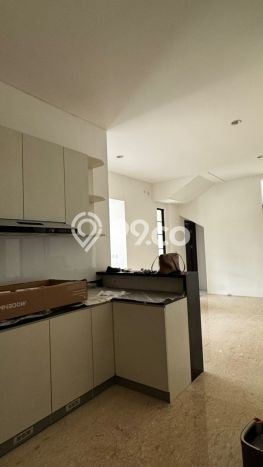 Rumah Bagus Siap Pakai Di BSD Luas 266m2 Lokasi Strategis Rumah Bagus Siap Pakai Di BSD Luas 266m2 Lokasi Strategis