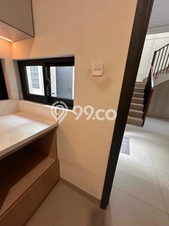 Disewakan Rumah Murah di Gading Serpong Tangerang dengan 5 KT Disewakan Rumah Murah di Gading Serpong Tangerang dengan 5 KT