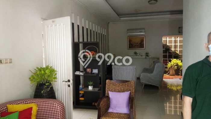 Dijual Rumah Premium dengan Fasilitas Sekitar Lengkap di Sukolilo, Surabaya Dijual Rumah Premium dengan Fasilitas Sekitar Lengkap di Sukolilo, Surabaya