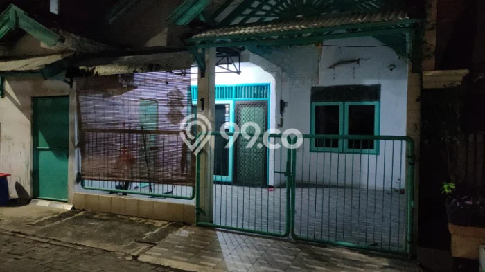 Jual Rumah Minimalis Bagus Punya 4 KT di Semampir Surabaya SHM Jual Rumah Minimalis Bagus Punya 4 KT di Semampir Surabaya SHM