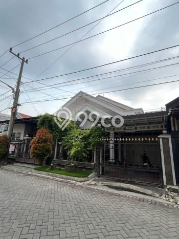Dijual Rumah Luas Elegan Dengan View Eksklusif di Manyar, Surabaya Dijual Rumah Luas Elegan Dengan View Eksklusif di Manyar, Surabaya