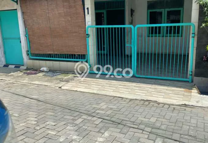 Jual Rumah Minimalis Bagus Punya 4 KT di Semampir Surabaya SHM Jual Rumah Minimalis Bagus Punya 4 KT di Semampir Surabaya SHM