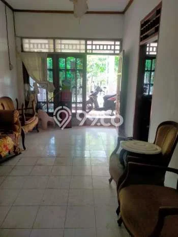 Dijual Hunian Rumah Terawat 4 KT di Mulyosari, Surabaya Dijual Hunian Rumah Terawat 4 KT di Mulyosari, Surabaya