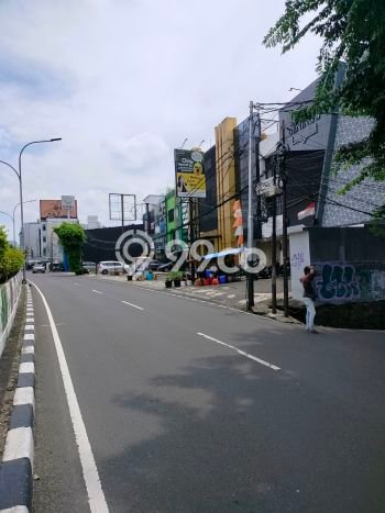 Dijual Kost Strategis di Kebayoran Lama, Jakarta Selatan 7 KT, 8 KM, Luas Bangunan 260m2 Dijual Kost Strategis di Kebayoran Lama, Jakarta Selatan 7 KT, 8 KM, Luas Bangunan 260m2