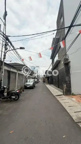Tanah Disewakan Lokasi Jakarta Pusat Seluas 150m2 Strategis dan Aman Tanah Disewakan Lokasi Jakarta Pusat Seluas 150m2 Strategis dan Aman