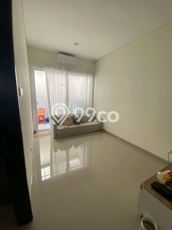 Rumah LT 90m2m² / LB 120m2m² Pemandangan Kota di , Jakarta Timur Rumah LT 90m2m² / LB 120m2m² Pemandangan Kota di , Jakarta Timur