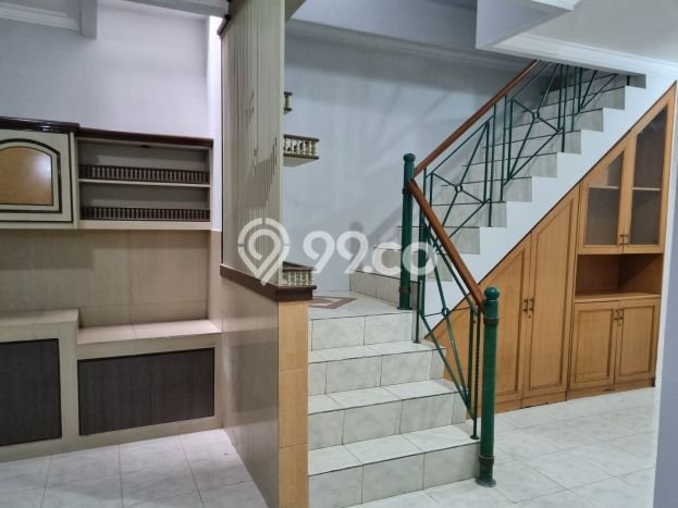 PREMIUM LIVING! Rumah kawasan Kelapa Gading, 3 KM, Kawasan Prospektif, LT 102m² LB 180m² PREMIUM LIVING! Rumah kawasan Kelapa Gading, 3 KM, Kawasan Prospektif, LT 102m² LB 180m²