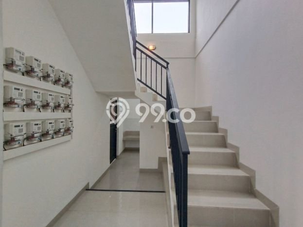 Rumah Kost untuk Dijual di Kelapa Gading dengan 16 KT, 16 KM, Luas 200m2 Rumah Kost untuk Dijual di Kelapa Gading dengan 16 KT, 16 KM, Luas 200m2