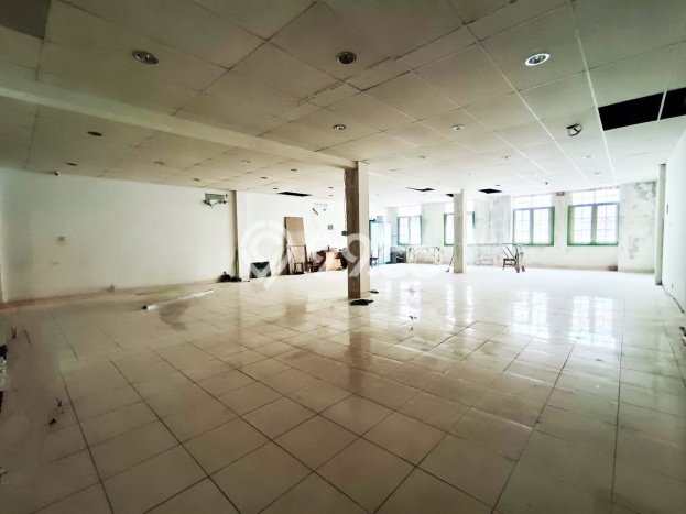 Ruko bagus disewakan di Kelapa Gading Jakarta Utara dengan LB 778m2 harga sewa terbaik Ruko bagus disewakan di Kelapa Gading Jakarta Utara dengan LB 778m2 harga sewa terbaik