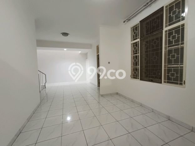 Rumah Cantik Siap Pakai Di Kelapa Gading Luas 216m2 Lokasi Strategis Rumah Cantik Siap Pakai Di Kelapa Gading Luas 216m2 Lokasi Strategis