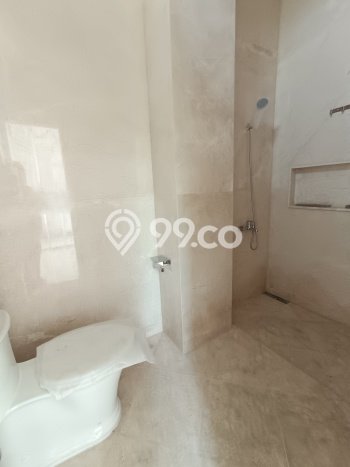 Ruko Dijual Lokasi Emas di Kelapa Gading Luas 625m2 Ruko Dijual Lokasi Emas di Kelapa Gading Luas 625m2