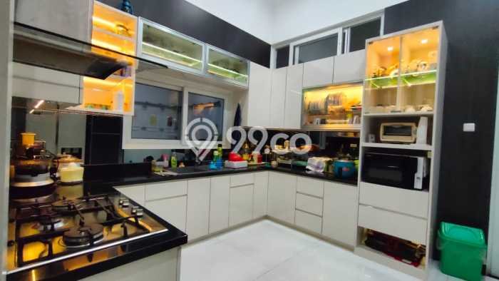 Siap Huni Rumah Mewah 4 Kamar di Kelapa Gading Dekat ke Mana Pun Siap Huni Rumah Mewah 4 Kamar di Kelapa Gading Dekat ke Mana Pun