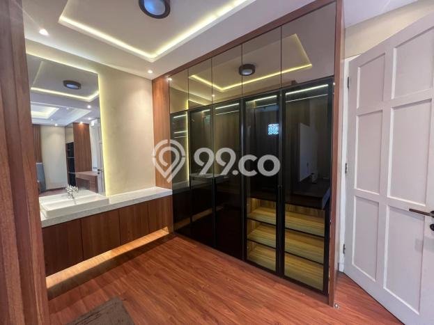 Rumah Eksklusif Dijual LT 310m2 di Kelapa Gading, Jakarta Utara Rumah Eksklusif Dijual LT 310m2 di Kelapa Gading, Jakarta Utara