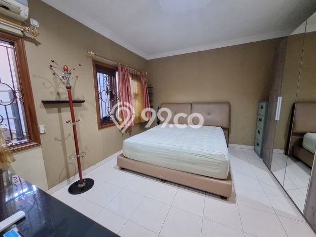 Siap Huni Rumah Mewah 3 Kamar di Kelapa Gading Dekat ke Mana Pun Siap Huni Rumah Mewah 3 Kamar di Kelapa Gading Dekat ke Mana Pun