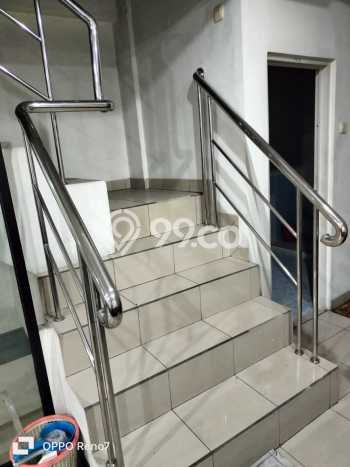 PROSPEK BAGUS! Ruko di Senen, Luas 240m², Area Bisnis PROSPEK BAGUS! Ruko di Senen, Luas 240m², Area Bisnis