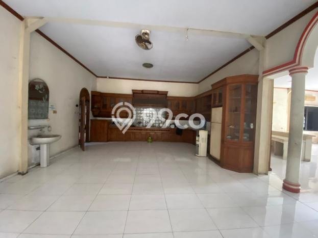 Komersial Strategis di Cibubur, Luas 3000m², Jalan Utama, Berkembang Komersial Strategis di Cibubur, Luas 3000m², Jalan Utama, Berkembang