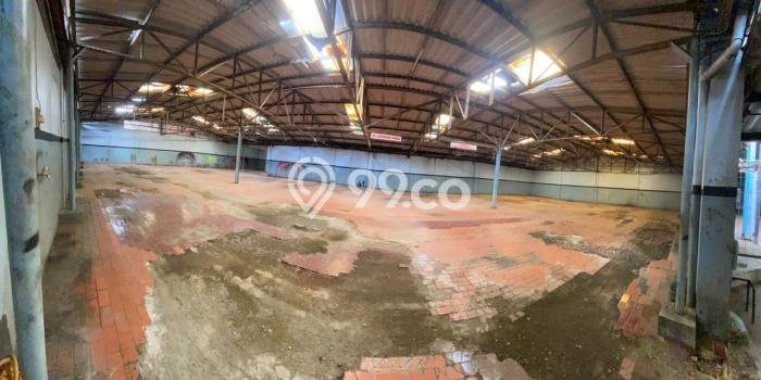 Komersial Strategis di Cibubur, Luas 3000m², Jalan Utama, Berkembang Komersial Strategis di Cibubur, Luas 3000m², Jalan Utama, Berkembang