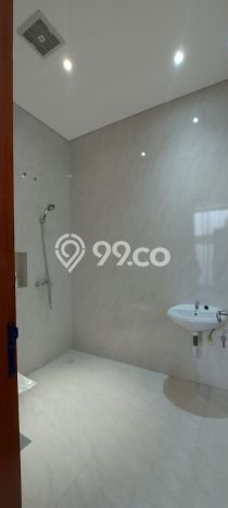 Rumah Mewah Dijual LT 102m2 di Kelapa Gading, Jakarta Utara Rumah Mewah Dijual LT 102m2 di Kelapa Gading, Jakarta Utara