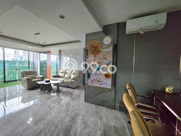 Ruko Dijual di Prime Area Jakarta Selatan Luas 550m2 Ruko Dijual di Prime Area Jakarta Selatan Luas 550m2