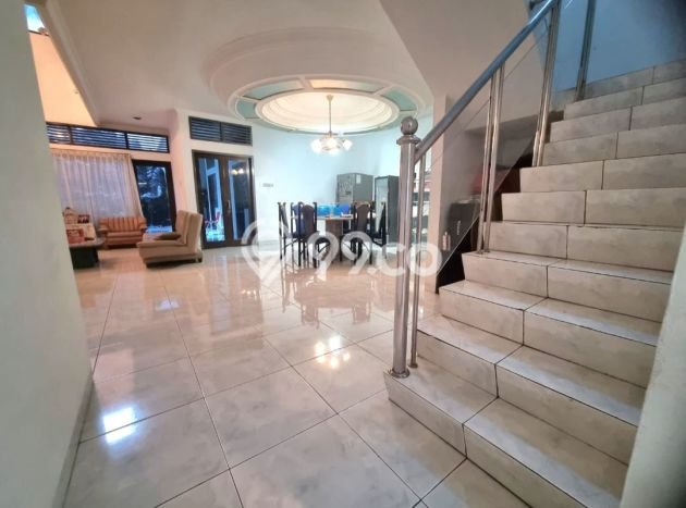 Rumah Mewah Dijual LT 225m2 di Kelapa Gading, Jakarta Utara Rumah Mewah Dijual LT 225m2 di Kelapa Gading, Jakarta Utara