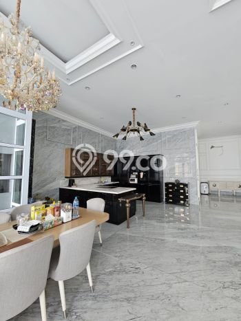 Siap Huni Rumah Mewah 4 Kamar di Kelapa Gading Dekat ke Mana Pun Siap Huni Rumah Mewah 4 Kamar di Kelapa Gading Dekat ke Mana Pun