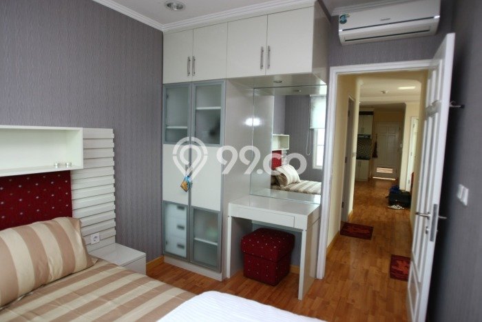 Dijual Segera Apartemen 4 KT & 3 KM di Kelapa Gading, Jakarta Utara Dijual Segera Apartemen 4 KT & 3 KM di Kelapa Gading, Jakarta Utara