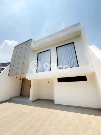 SPECIAL PRICE! Rumah Asri di Kelapa Gading, LT 160m2m² LB 160m2m² SPECIAL PRICE! Rumah Asri di Kelapa Gading, LT 160m2m² LB 160m2m²