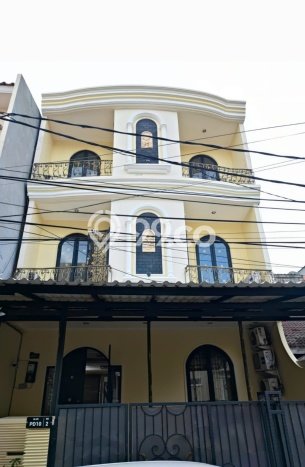 Siap Huni Hunian Elit 7 Kamar di Kelapa Gading Dekat ke Mana Saja Siap Huni Hunian Elit 7 Kamar di Kelapa Gading Dekat ke Mana Saja