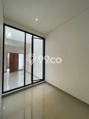 Rumah Mewah Dijual LT 102m2 di Kelapa Gading, Jakarta Utara Rumah Mewah Dijual LT 102m2 di Kelapa Gading, Jakarta Utara